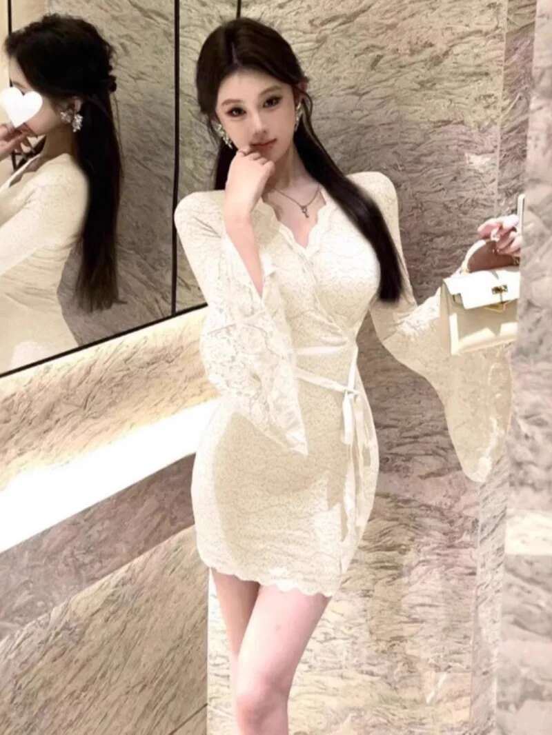 Sexy Lace Bell Sleeve Dress Wo - Women Fashion Dress Names recension och pris
